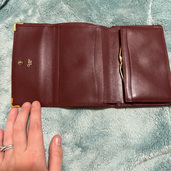 Cartier Burgundy Tri Fold Wallet With Kiss Lock 💋 - Picture 5 of 15
